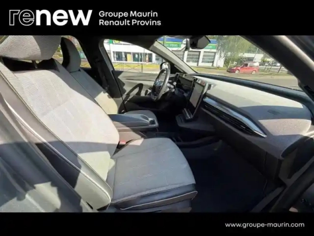 Renault Megane e-tech electric ev60 220ch techno super charge — photo 14