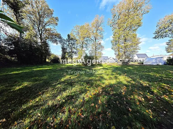 Terrain de 1017 m²