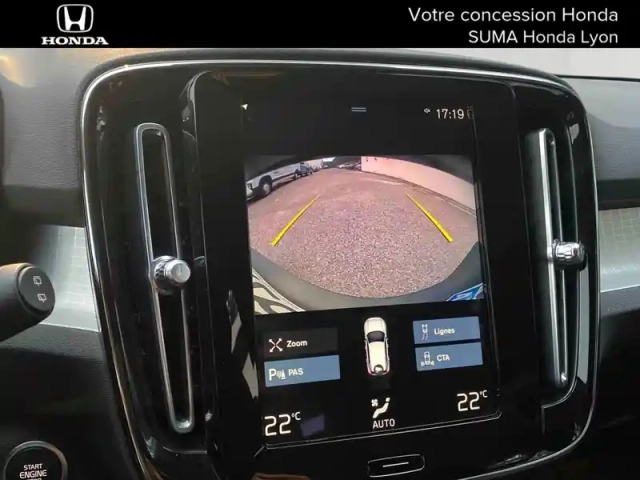 Volvo Xc40 t4 recharge 129+82 ch dct7 — photo 21