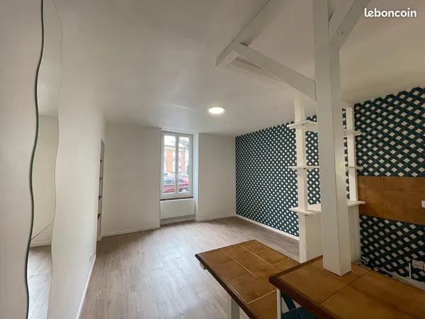Grand studio 31 m² proche centre ville