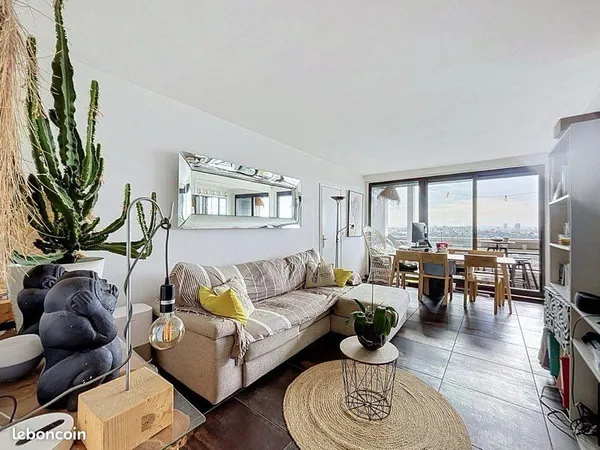 LYON 9e - LA DUCHÈRE | 82 m² | 3 CHAMBRES | VUE PANORAMIQUE EXCEPTIONNELLE