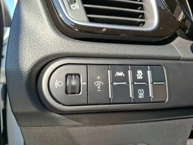 Kia Xceed 1.5 t-gdi 140 ch bvm6 — photo 25
