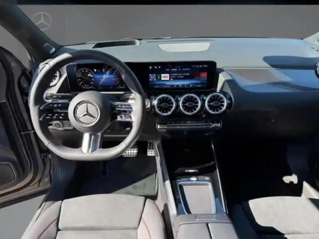 Mercedes Gla 200 d — photo 13