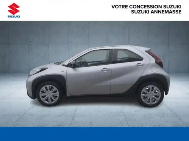 Toyota Aygo X 1.0 vvt-i 72ch dynamic — photo 6