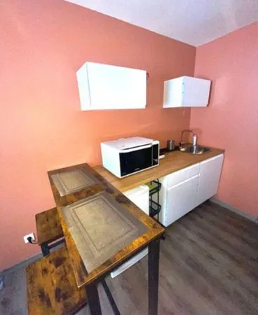 Studio tout équipé au calme
