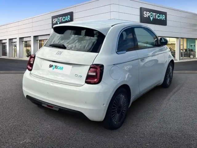 Fiat 500 e 118ch pack confort &amp; style my23 — photo 5