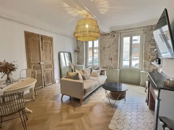 CASTRES - APPARTEMENT T3 EN REZ DE CHAUSSÉE AVEC SORTIE