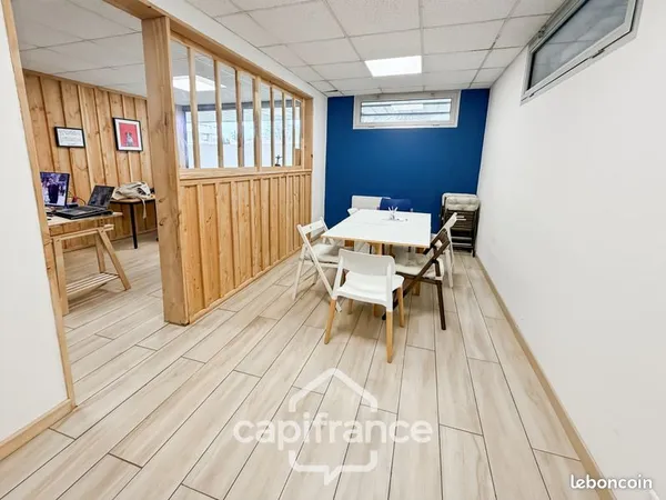 Bureaux 220 m²