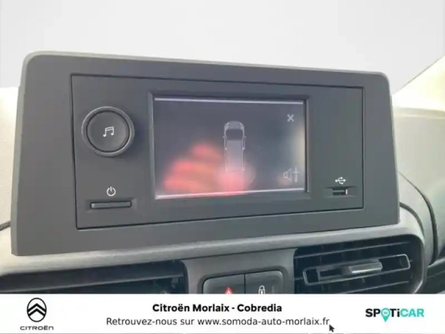 Citroën Berlingo m moteur electrique 136ch (100 kw) live automatique — photo 13