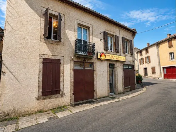 À LOUER - LOCAL PROFESSIONNEL OU COMMERCIAL 45 m² - VILLARDONNEL (AUDE)