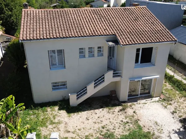 Maison 5 pièces 136 m²