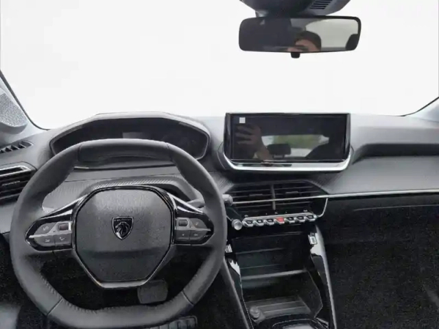 Peugeot 208 electrique 54 kwh 156ch — photo 8