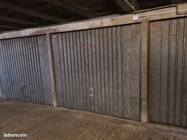 2x BOX À LOUER (11m²) - 16 quai de la marne, Paris 19eme