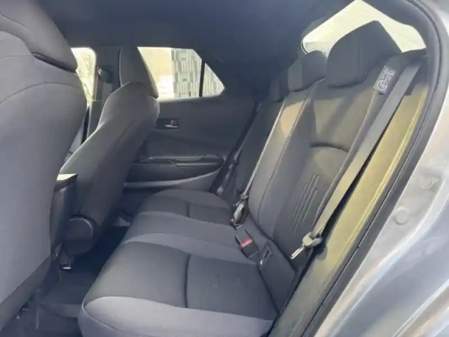 Toyota C-Hr 2.0 phev 225 design ng hybride recharge — photo 13