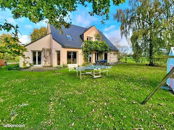 Maison 8 pièces 223 m²