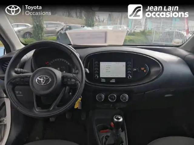 Toyota Aygo x 1.0 vvt-i 72 — photo 18