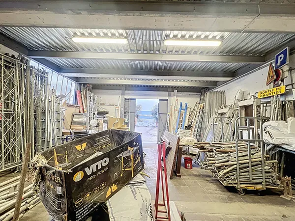 Local commercial 92 m²