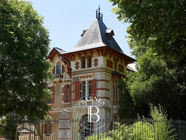 Bourgogne - Beaune - Majestueux Hôtel Particulier Belle Epoque - Parc et dépendance