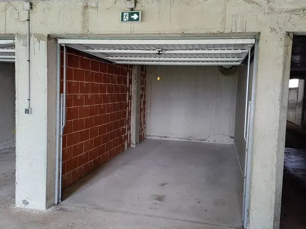 Garage et parking Vente Rodez 21000€