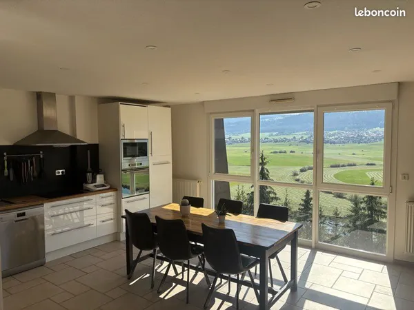 Morteau - Appartement 76 m² avec terrasse, garage et vue panoramique