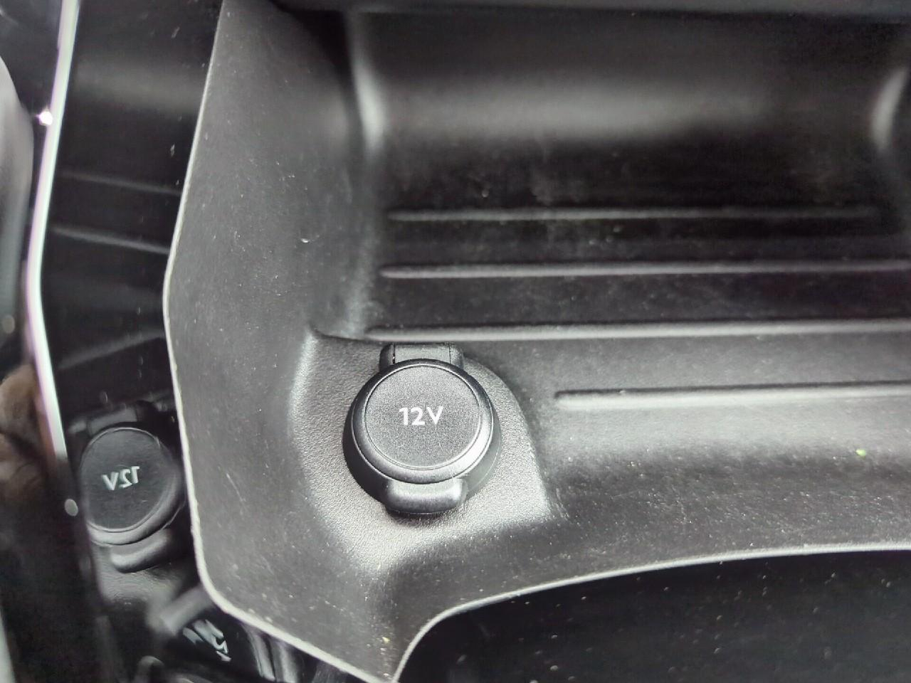 Peugeot 208 puretech 100 s&s eat8 gt — photo 27