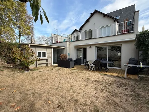 Maison 7 pièces 178 m²