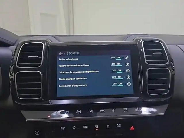 Citroën C5 Aircross hybride rechargeable 225 s&amp;s e-eat8 — photo 25