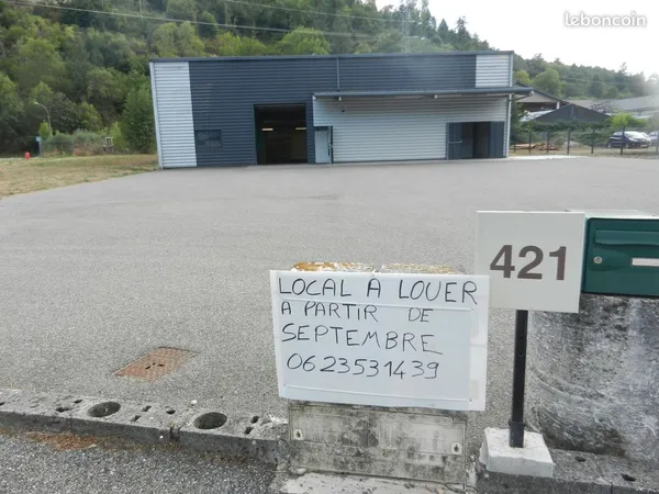 Commerce Location Le Cheylard 1p 300m² 1500€