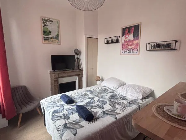 Charmant studio meublé