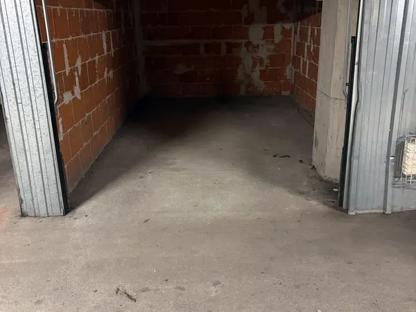 A louer - Box fermé de 14 m² en plein centre de Rennes