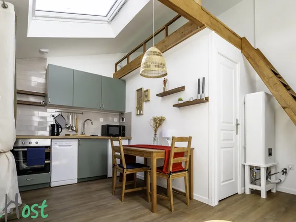 Studio T1 bis neuf meublé - proche centre ville avec jardin - disponible immédiatement !