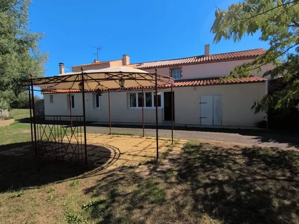 Maison 7 pièces 153 m²