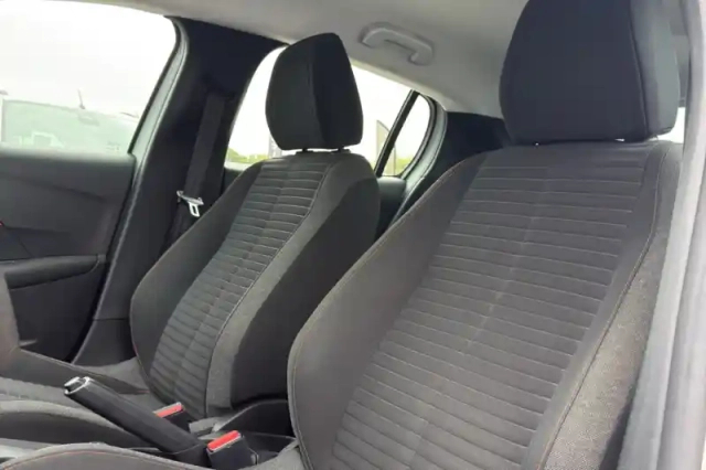 Peugeot 208 puretech 75 s&amp;s bvm5 — photo 9