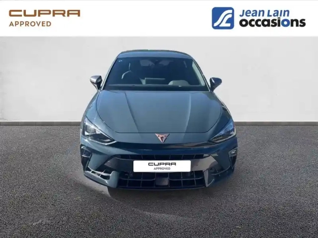 Cupra Leon 2.0 tdi 150 ch dsg7 — photo 9