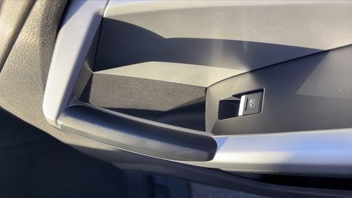 Audi Q3 2.0 TDI 150 S-Tronic 7 - Business Line – 2022 – 80028 km – Diesel – Boîte Automatique — photo 10