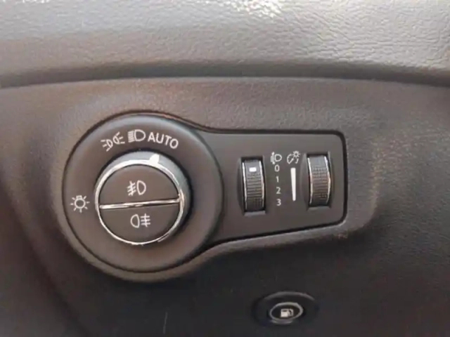 Jeep Compass 1.3 gse t4 240ch s 4xe phev at6 — photo 14