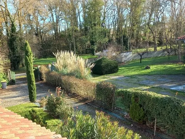 Terrain avec ou sans Hangar..