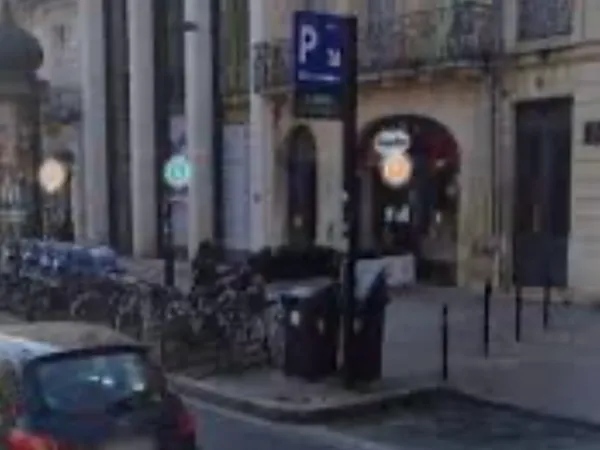 Vends place de parking 10m² près de la place Gambetta (Q Park Clemenceau Auditorium)