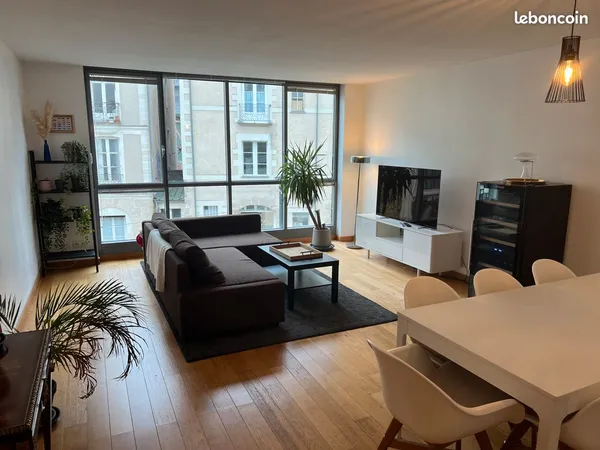 T3 de 78 m² + parking en hypercentre