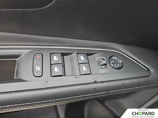 Peugeot 3008 1.2 puretech 130ch s&amp;s bvm6 — photo 24