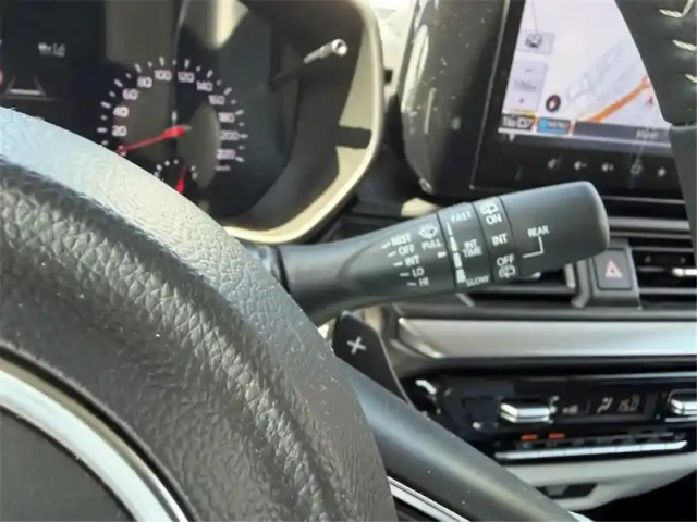 Suzuki Swift 1.2 dualjet hybrid auto — photo 20