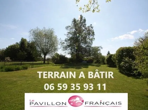 Terrain à bâtir de 1078 m² à BARCY (77)