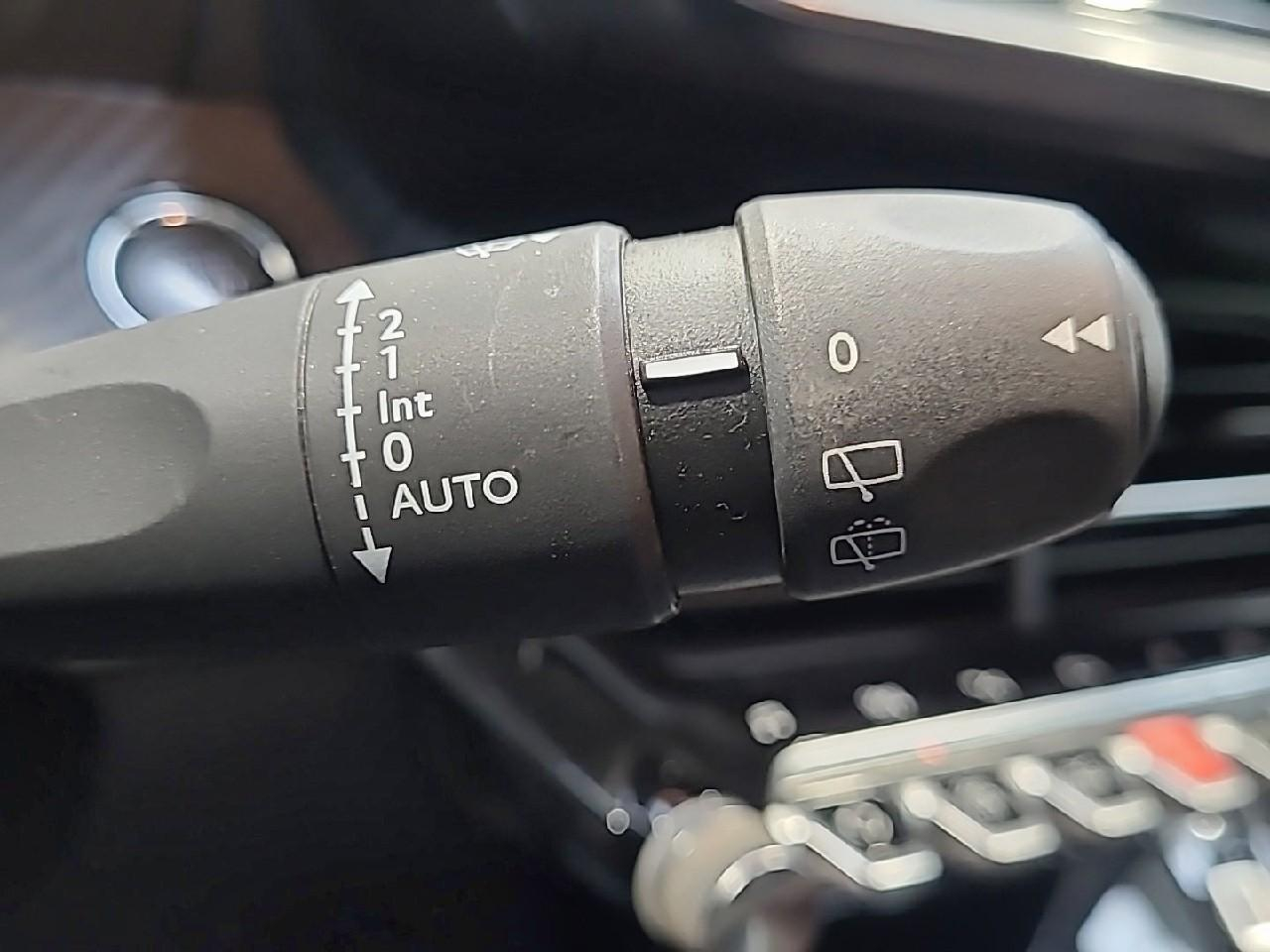Peugeot 208 puretech 100 s&s bvm6 allure pack — photo 23