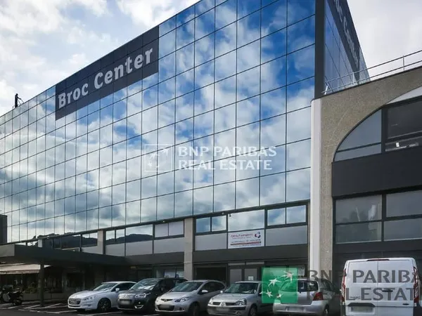 Bureaux 277 m²
