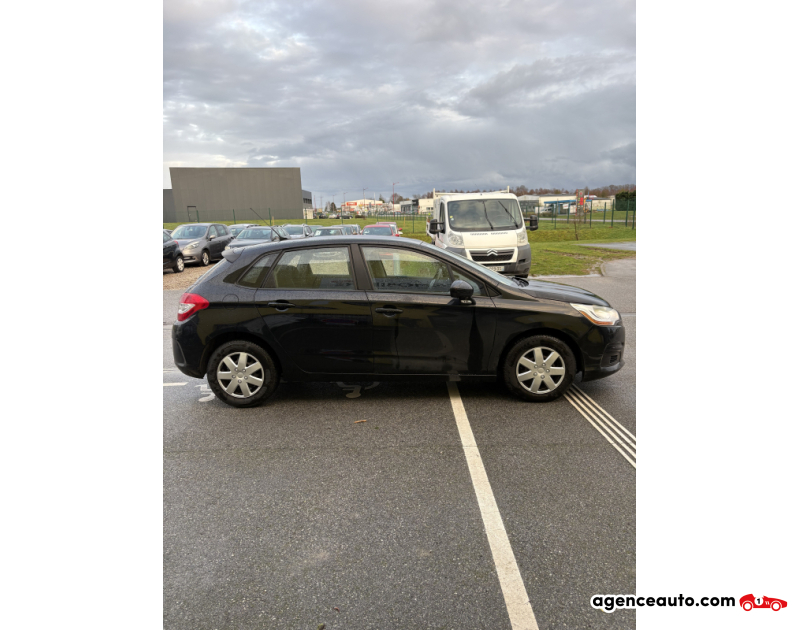 Citroën C4 HDi 90 Collection occasion - Diesel - 2012 - 280 000 km - 3 490 € - Yerville (Seine-Maritime) 992784415835 — photo 5
