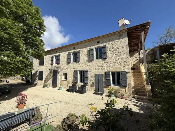 Maison 7 pièces 160 m²