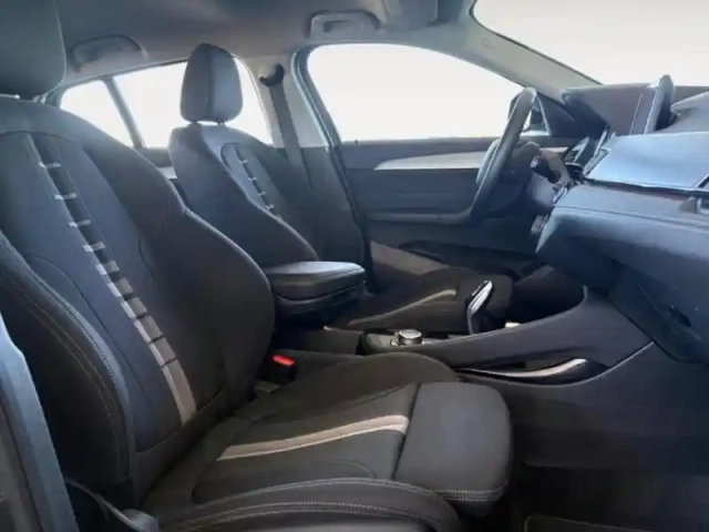 Bmw X2 sdrive18ia 136ch lounge dkg7 — photo 15