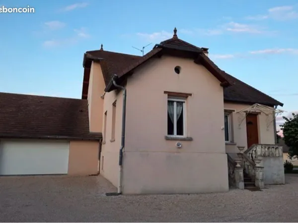 À louer belle Villa à La Racineuse