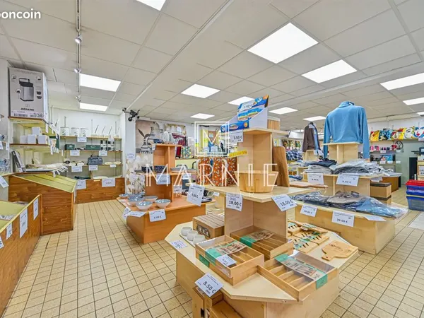Boutique 152 m² PARIS