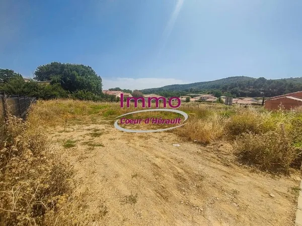 Terrain constructible